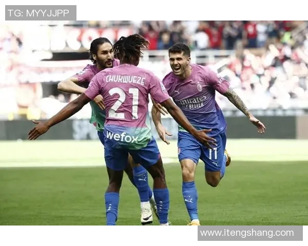 莱昂与莫雷利亚的激烈对决揭示了足球战术与团队合作的重要性 莱昂与莫雷利亚的激烈对决揭示了足球战术与团队合作的重要性